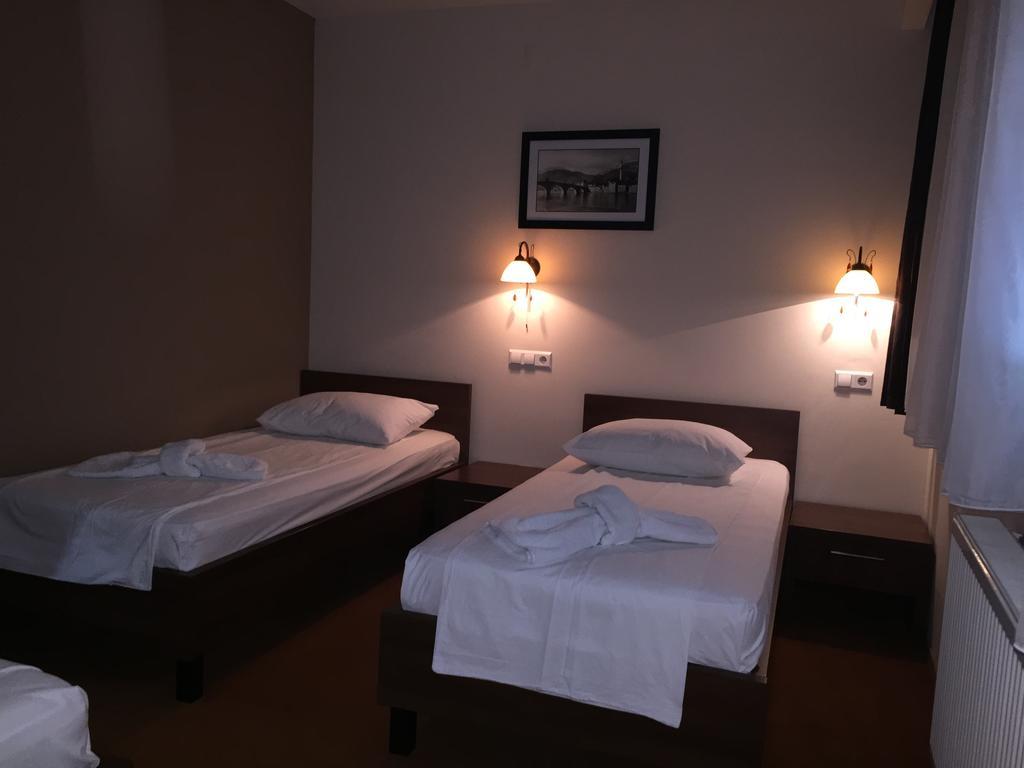 Hotel Oaza Konjic Zimmer foto
